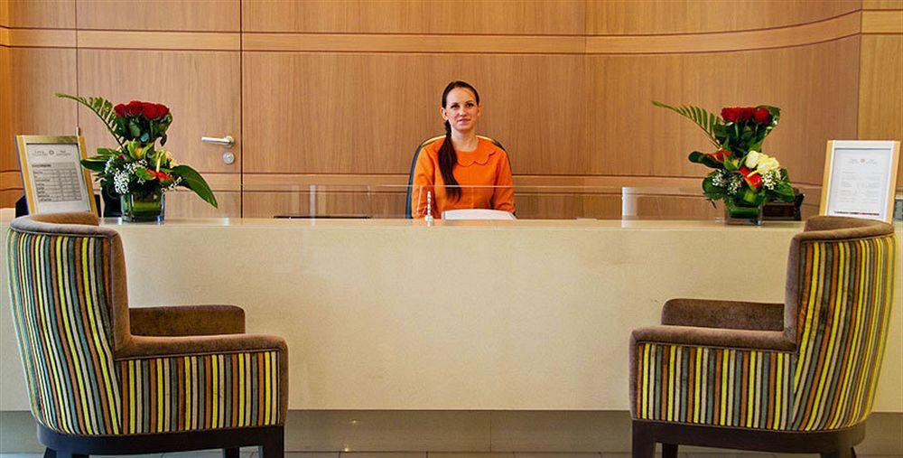 Oaks Liwa Executive Suites Abou Dabi Extérieur photo