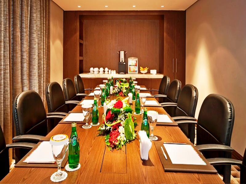 Oaks Liwa Executive Suites Abou Dabi Extérieur photo